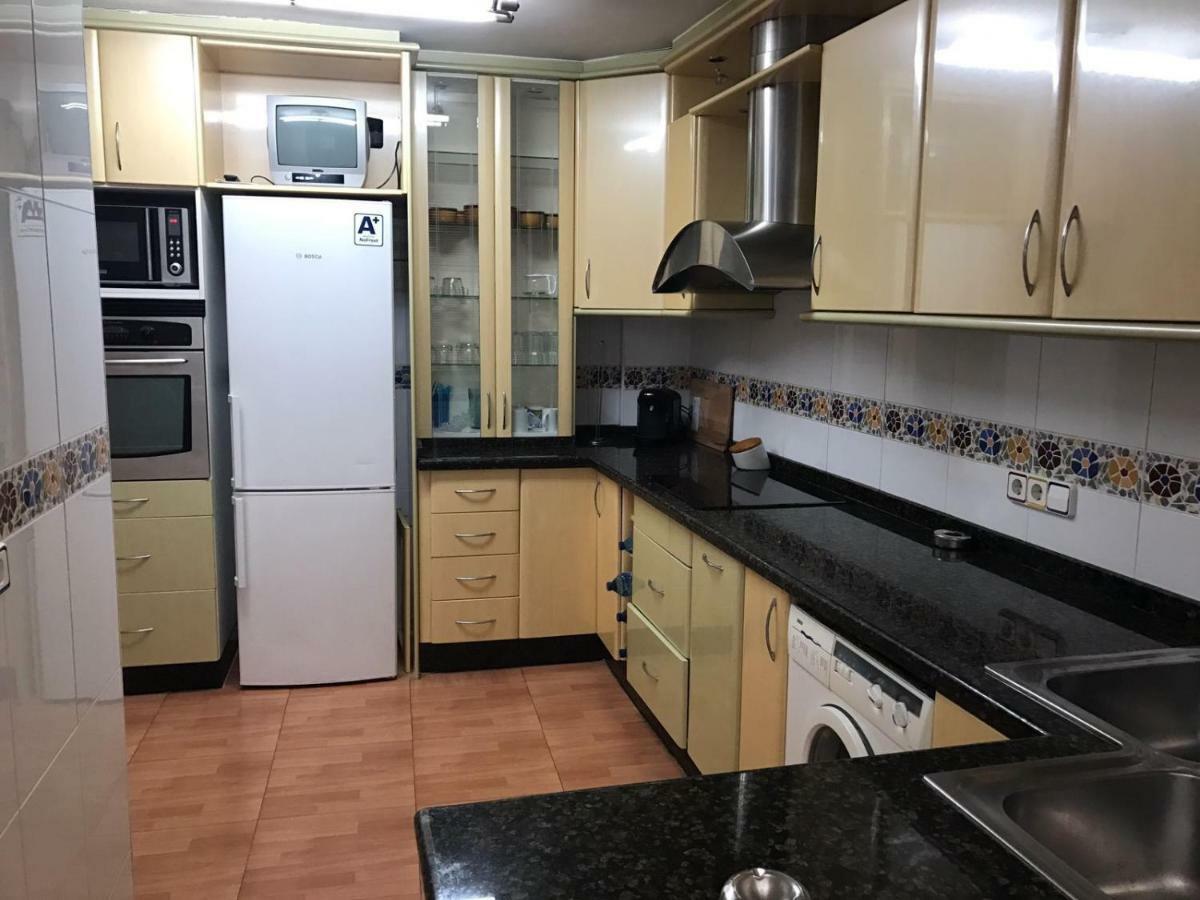 Apartamento Turistico Loyola Бенідорм Екстер'єр фото